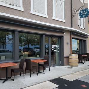 cafe-de-la-place